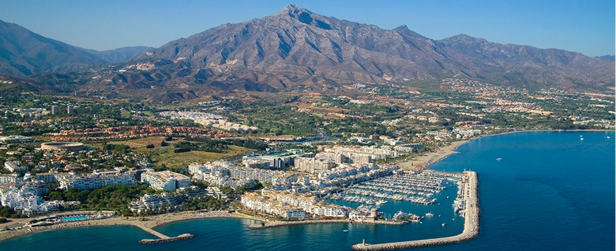 Helicopter charter to and from Marbella